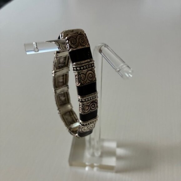 Bracelet - silver tone and black on stretch band. - Picture 4 of 4